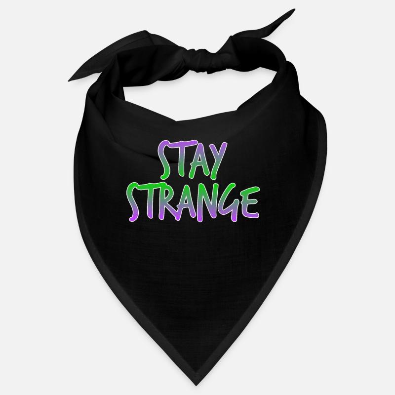 "Stay Strange" avec ce coloré et extravagant Bandana