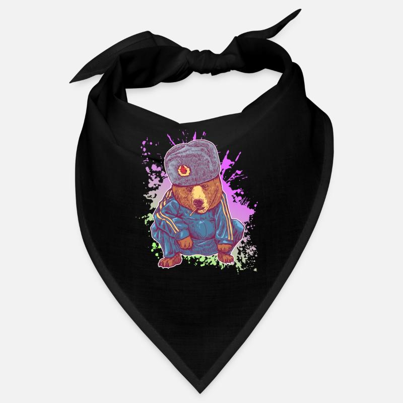 Drôle d’ours sibérien au Squat russe Bandana