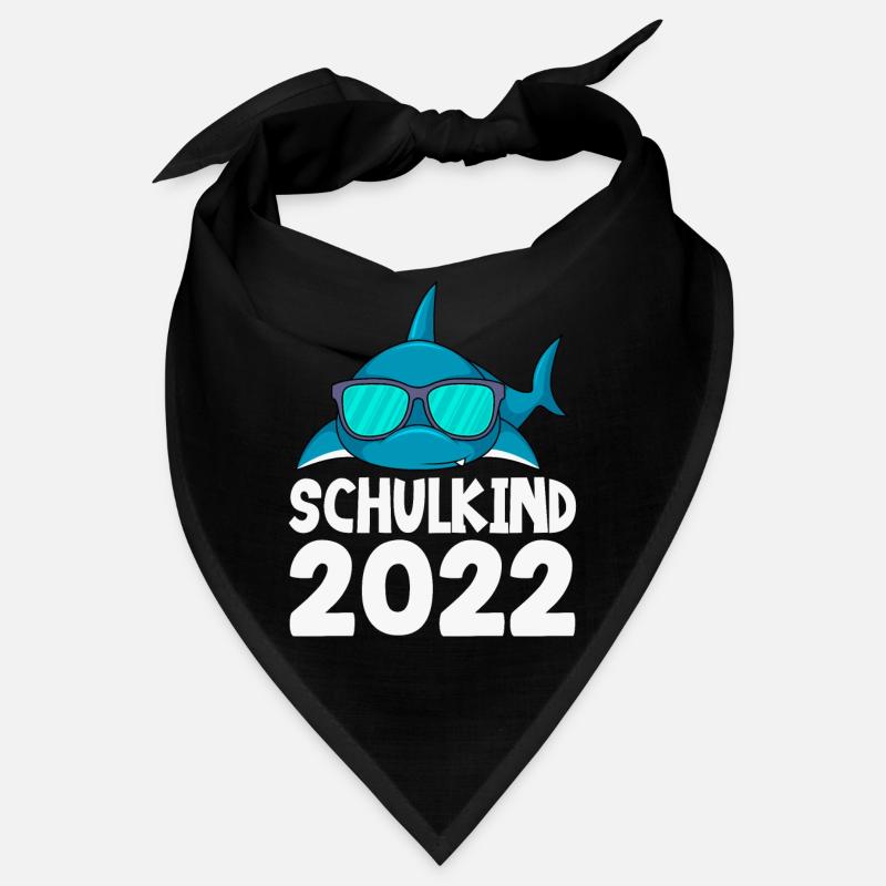 Schulkind 2022 Einschulung Junge Bandana