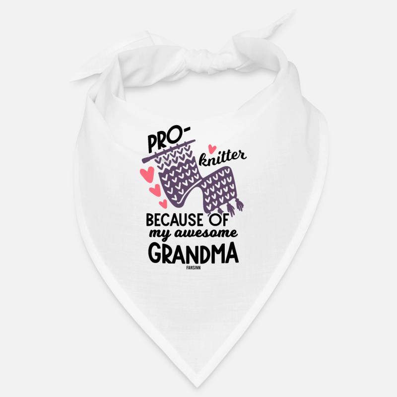 stricken Großmutter Enkel Tochter Bandana