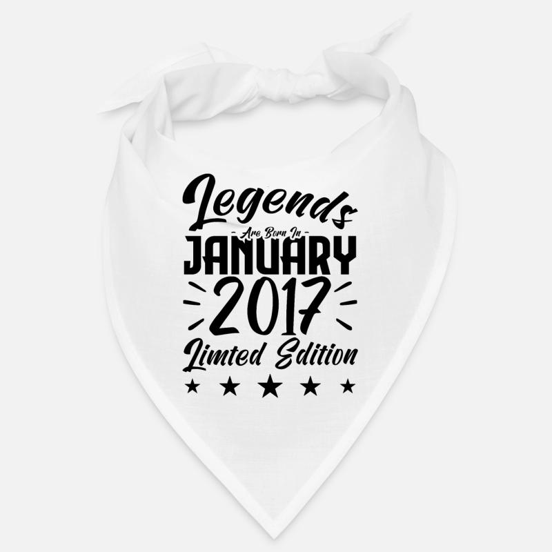 Geboren im Januar 2017. Geburtstagsgeschenk. Bandana