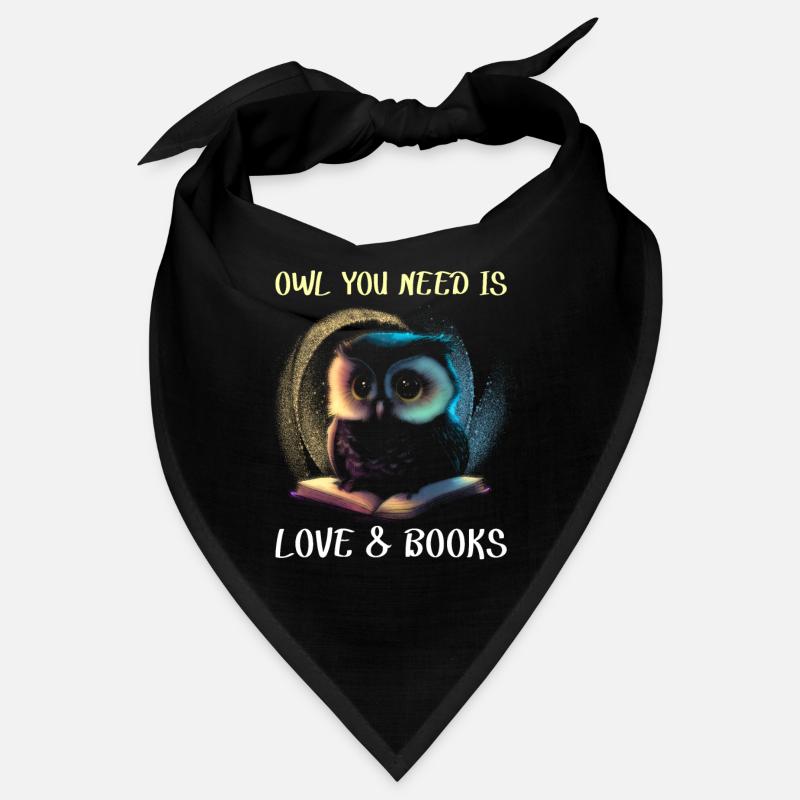 Eule auf dem Buch Bandana