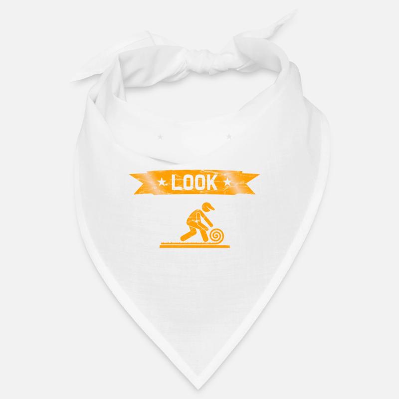 Flooring carpet installers Bandana