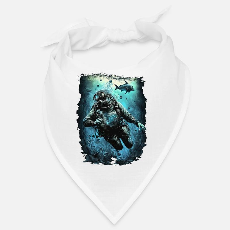 Divers underwater Bandana