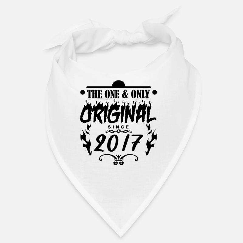 2017 - Année de construction 2017 - Année de construction 2017 Bandana