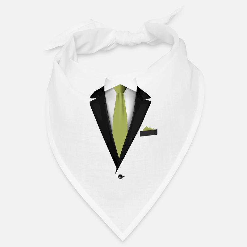 Smoking avec une cravate vert olive pour les mariages et Bandana