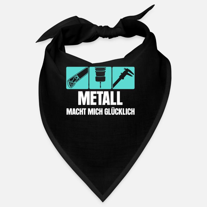 Opérateur de machine de découpe disant Bandana
