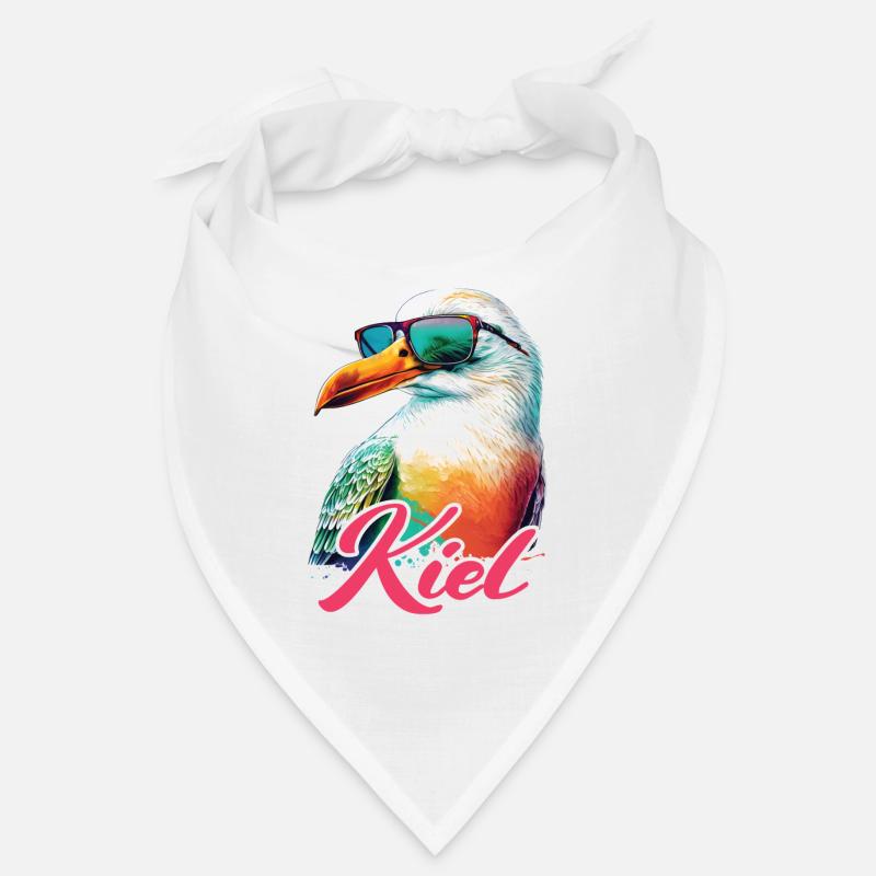 Kiel Urlaub coole bunte Möwe mit Sonnenbrille Bandana