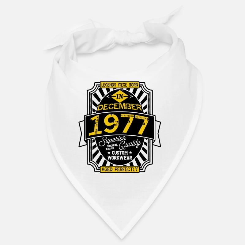 1977 DECEMBER Bandana