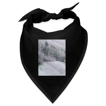 Schnee Landschaft auf Baumstämmen - Bandana Dreieckstuch - Schwarz - Vorne
