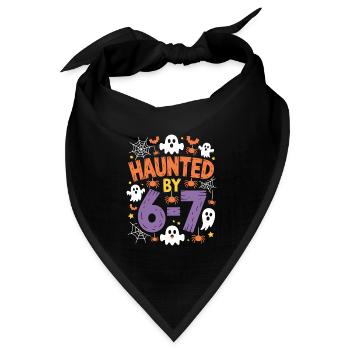 Verfolgt von 6-7 Halloween Mathe-Wortspiel Design - Bandana Dreieckstuch - Schwarz - Vorne