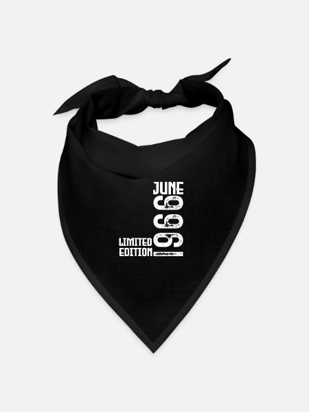 Geschenk Juni 1966 Geburtstag Juni 1966. Juni 1966 - Bandana Dreieckstuch - Schwarz