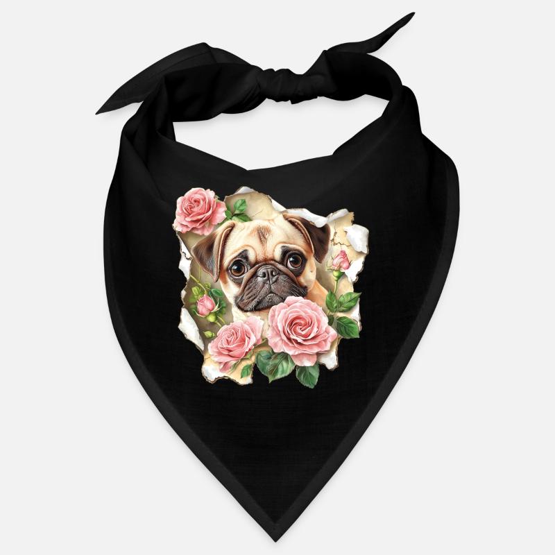 Mops mit Rosen Bandana