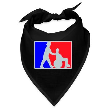 Altenpfleger schiebt Rollstuhl - Bandana - Schwarz - Vorne
