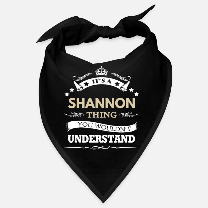 Es ist ein Shannon Thing Nachnamengeschenk Bandana
