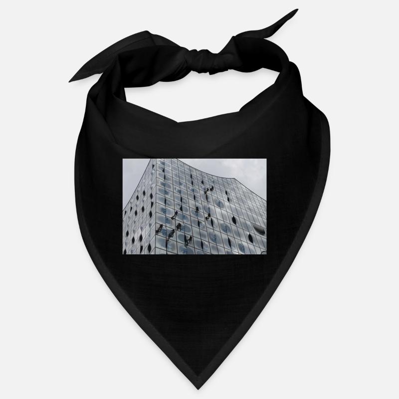 Elbphilharmonie with window cleaners Bandana