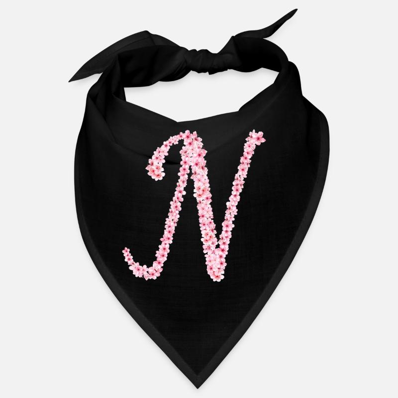 Initiale N de la fleur de cerisier Bandana