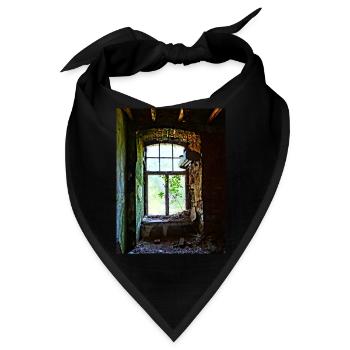 Urbex Photography | Buntes Fenster mit Baum - Bandana - Schwarz - Vorne