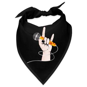 Hand eines Rock Sängers hält ein Gesangs Mikrofon - Bandana - Schwarz - Vorne