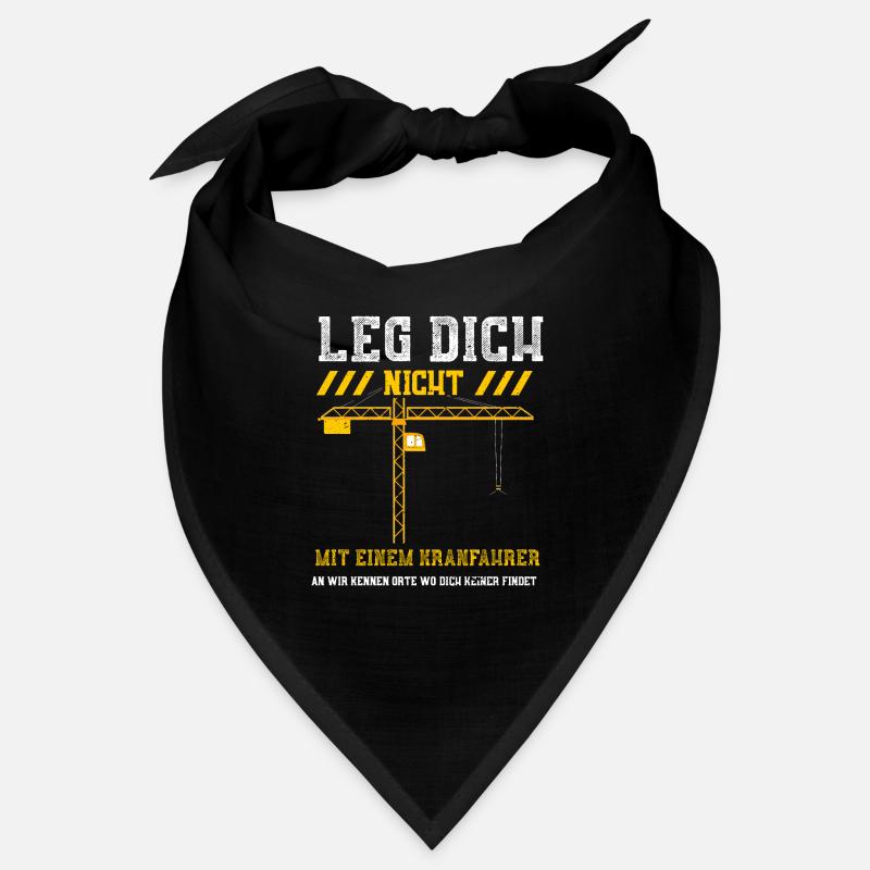 Leg Dich Nicht Mit Einem Kranfah... Bandana
