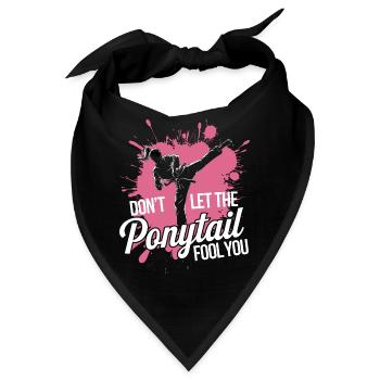 Karate mit Entschlossenheit - Bandana - Schwarz - Vorne