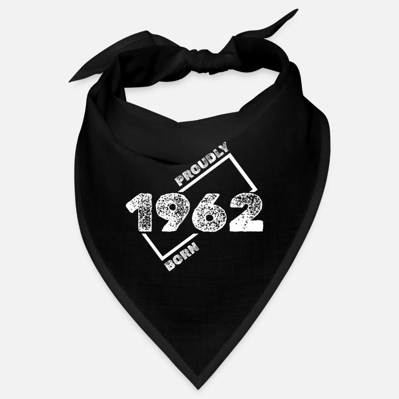 Né en 1962 Bandana
