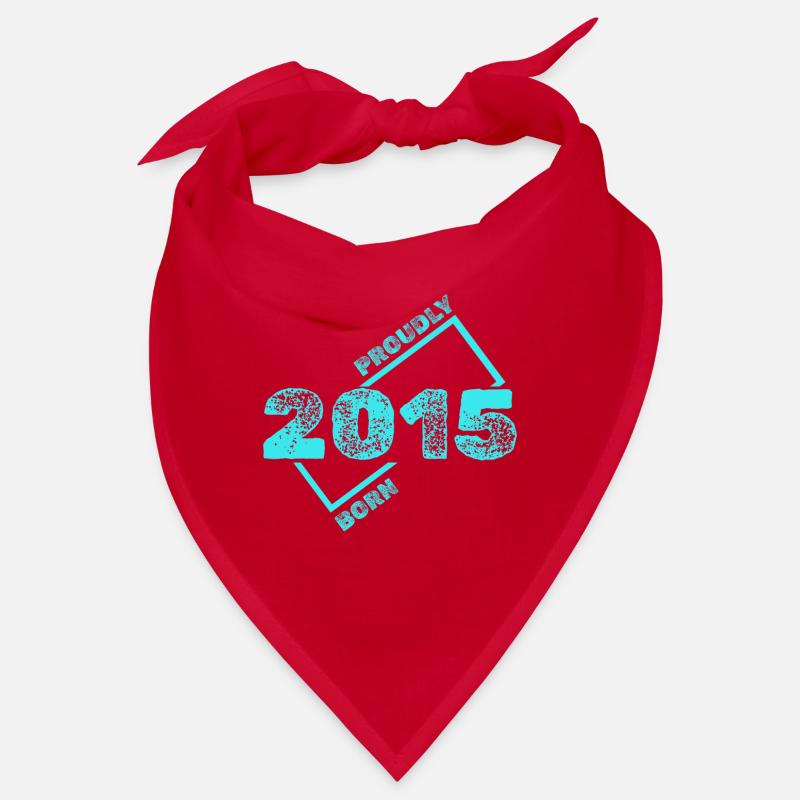 Né en 2015 Bandana