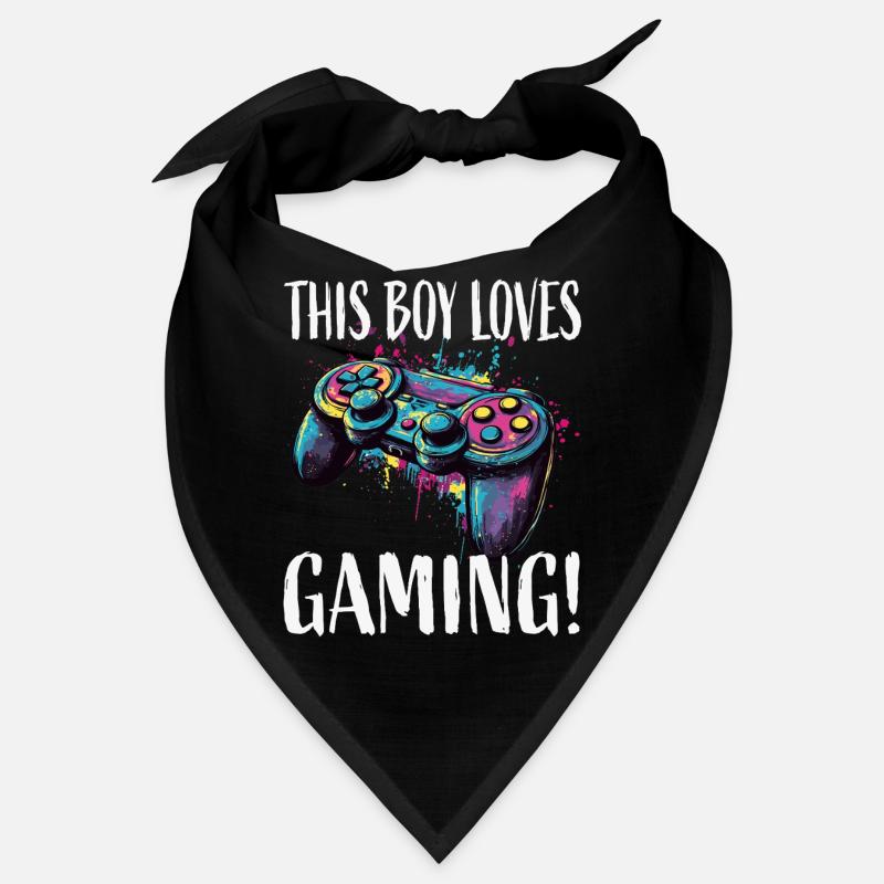 Ce garçon adore les manettes de jeu Bandana