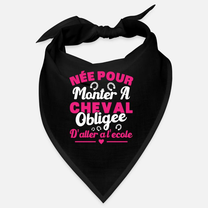 Née pour monter à cheval obligée d'aller à l'école Bandana