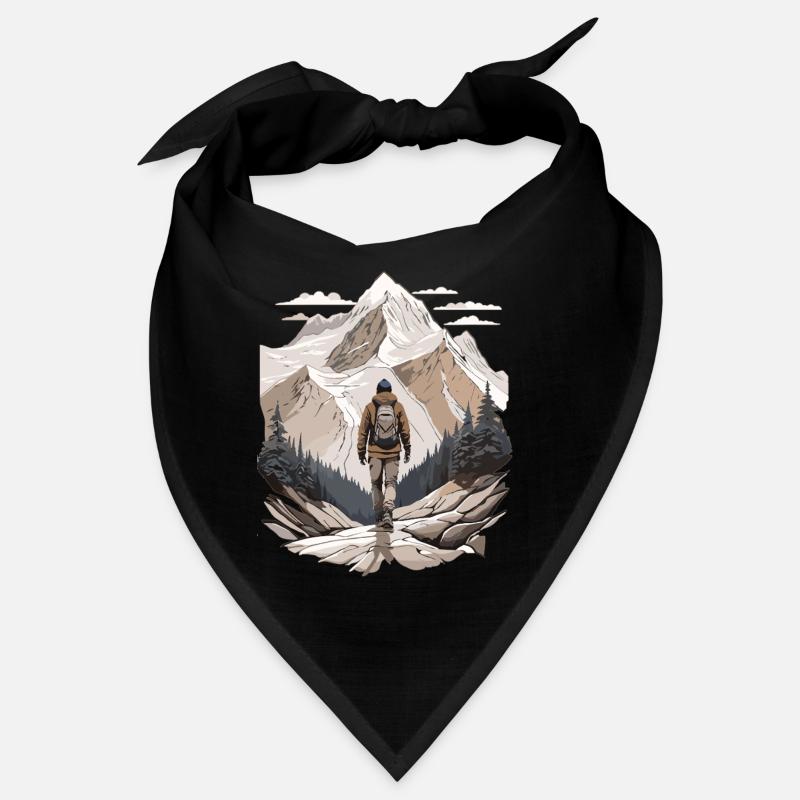 Randonneurs devant les sommets des montagnes Bandana