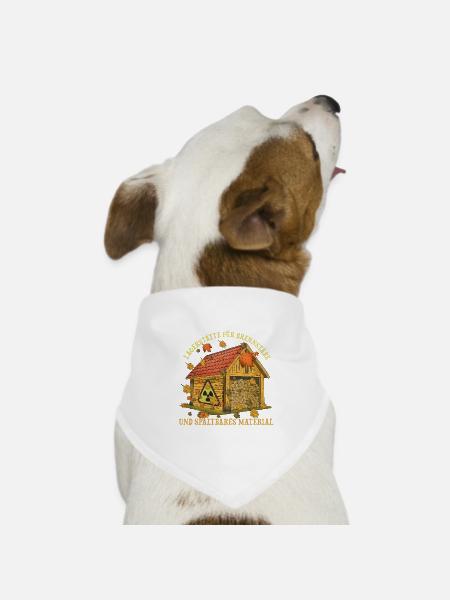 Herbstliches Brennstofflager Holzhaus - Hunde-Bandana Dreieckstuch - Weiß