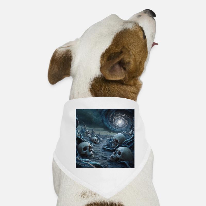 Unheimliche Schädellandschaft unter kosmischem Wirbel Hunde-Bandana