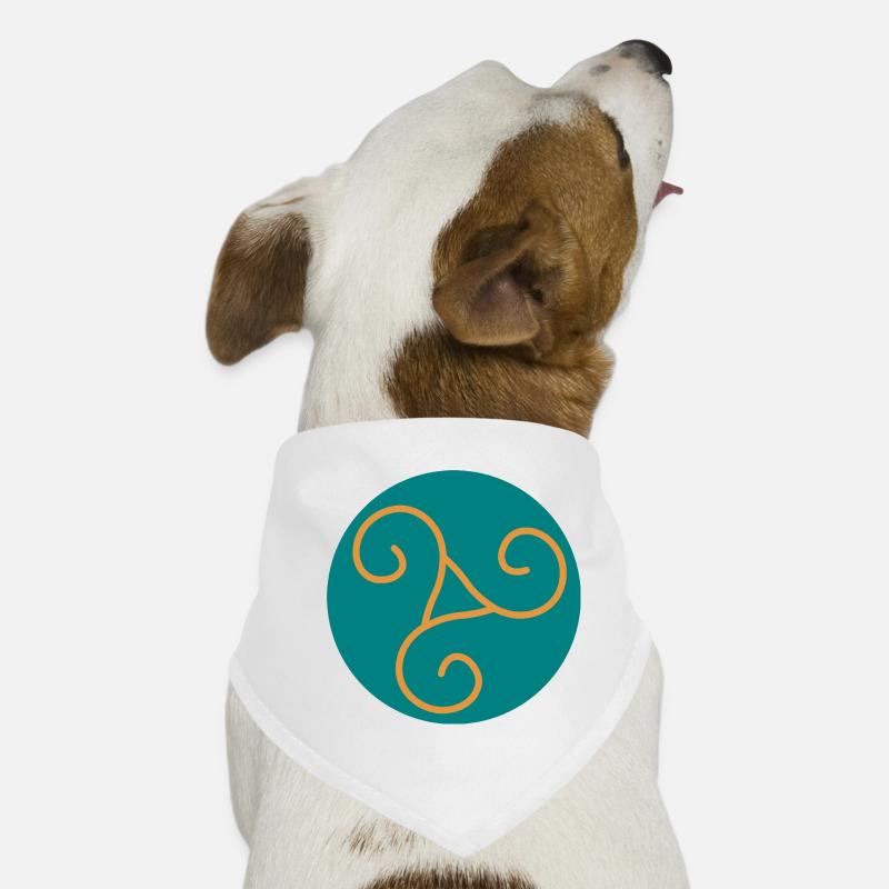 Dekoratives Triskel in orangefarbenen Rollen Hunde-Bandana