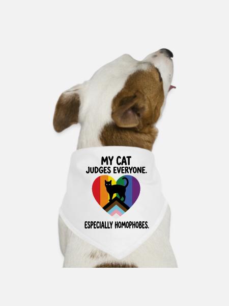 Mois de la fierté LGBT - Mon chat juge tout le monde - Bandana pour chien - blanc - Devant