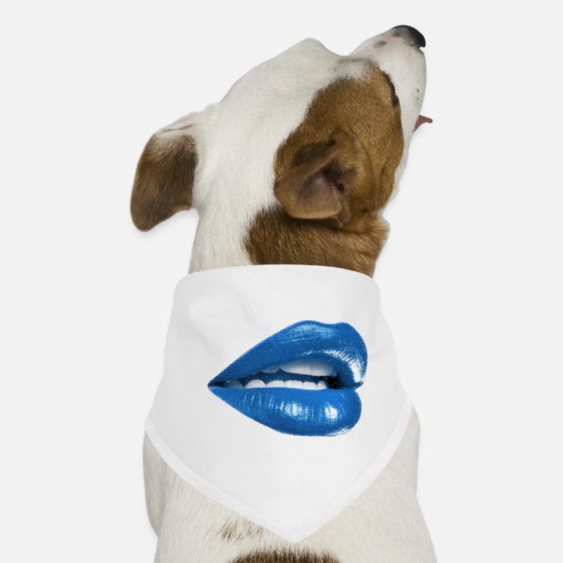 Graphique aux lèvres bleues audacieuses Bandana pour chien
