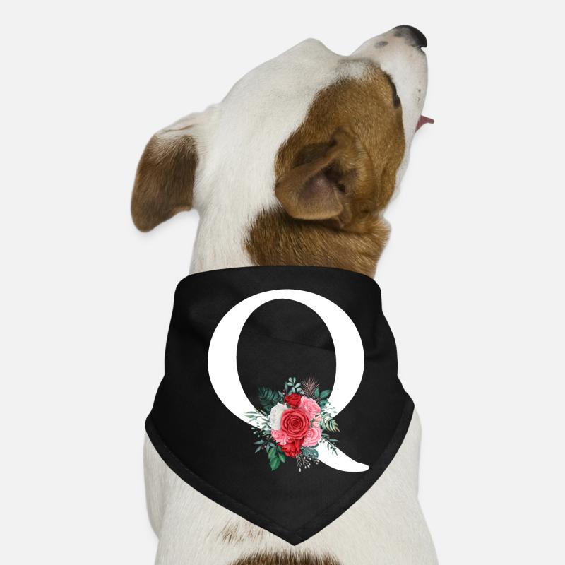 Lettre q floral rouge Bandana pour chien