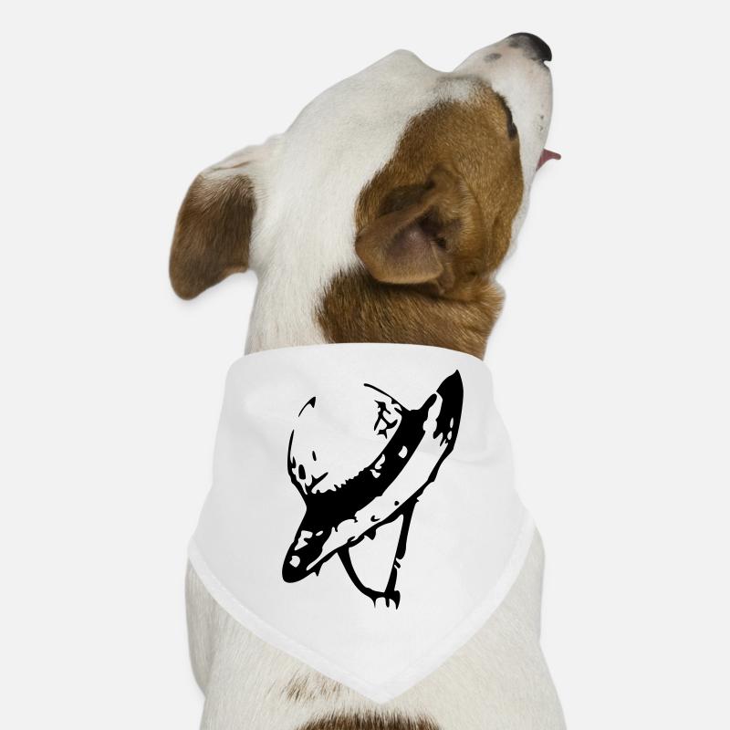 schéma de chapeau de paille Bandana pour chien