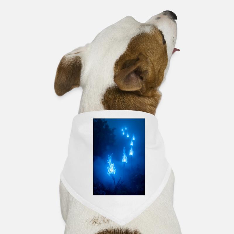 Hitodama Ätherische, flackernde Seelenlichter, die dahintreiben Hunde-Bandana