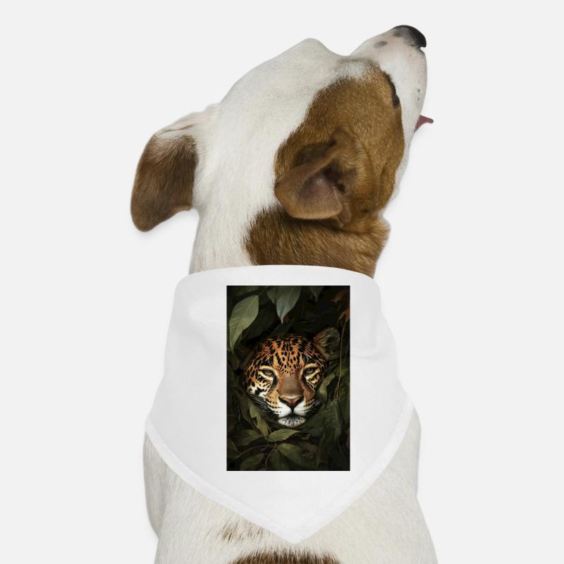 Jaguar caché dans la jungle Bandana pour chien