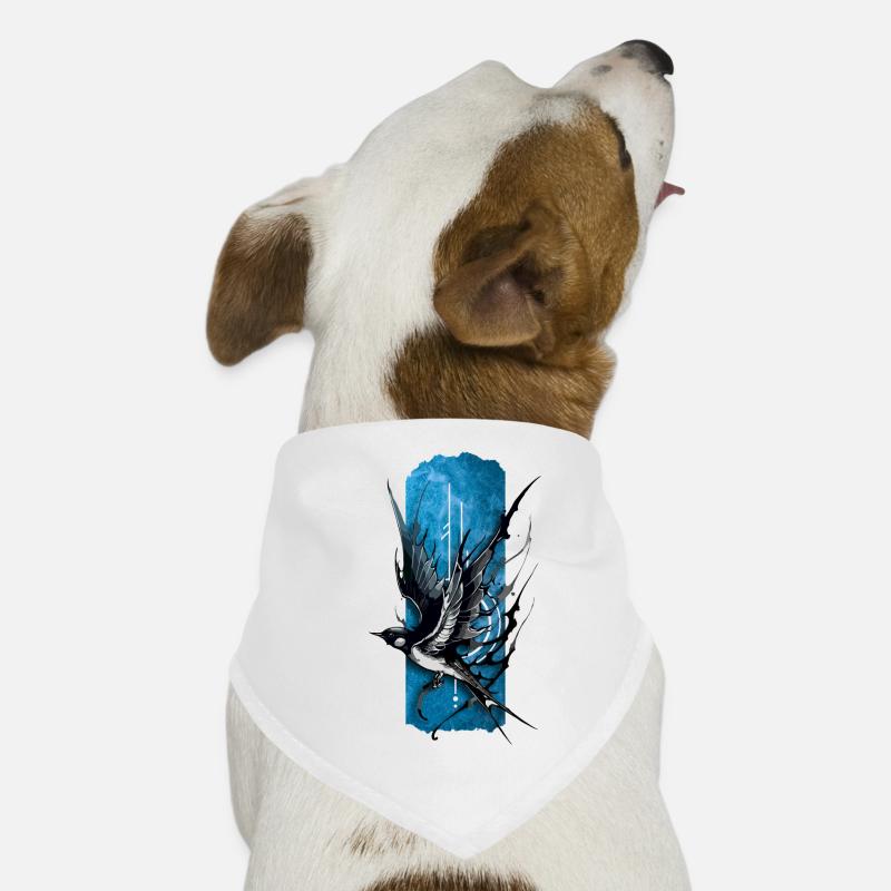 Graceful Soar: Elegante fliegende Schwalbe Hunde-Bandana