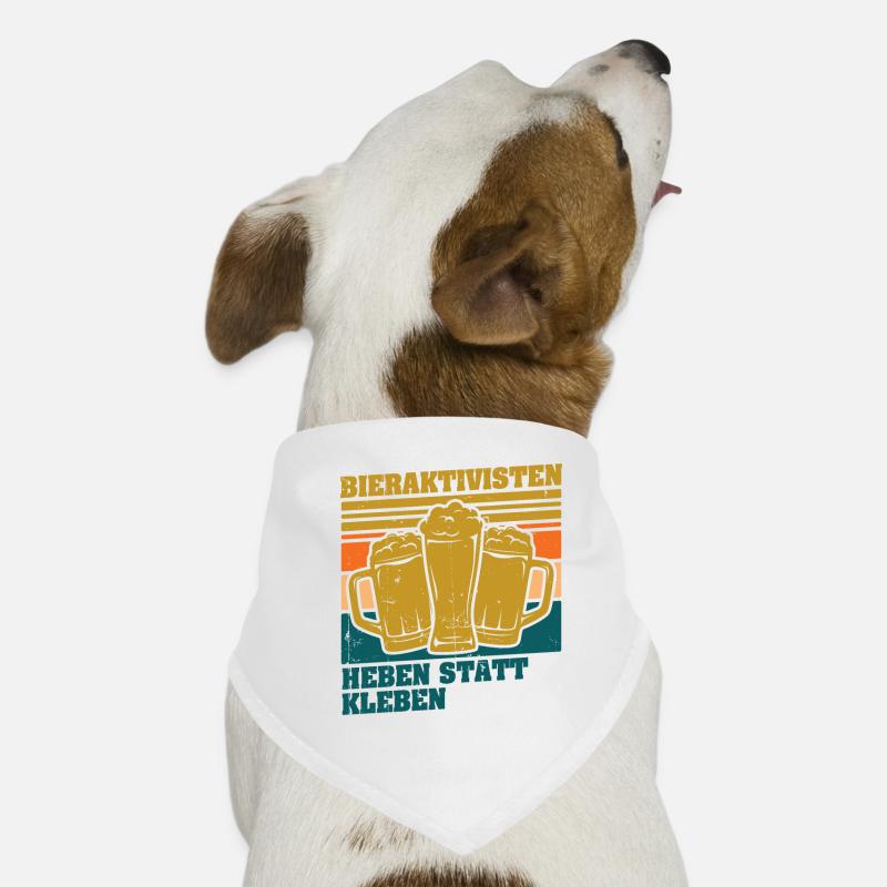 Beer activists: Lifting instead of gluing Dog Bandana