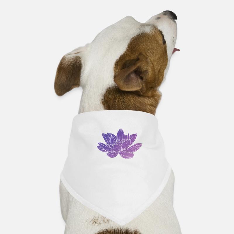 L’amour de la fleur de lotus comme fleur de plante tige Bandana pour chien