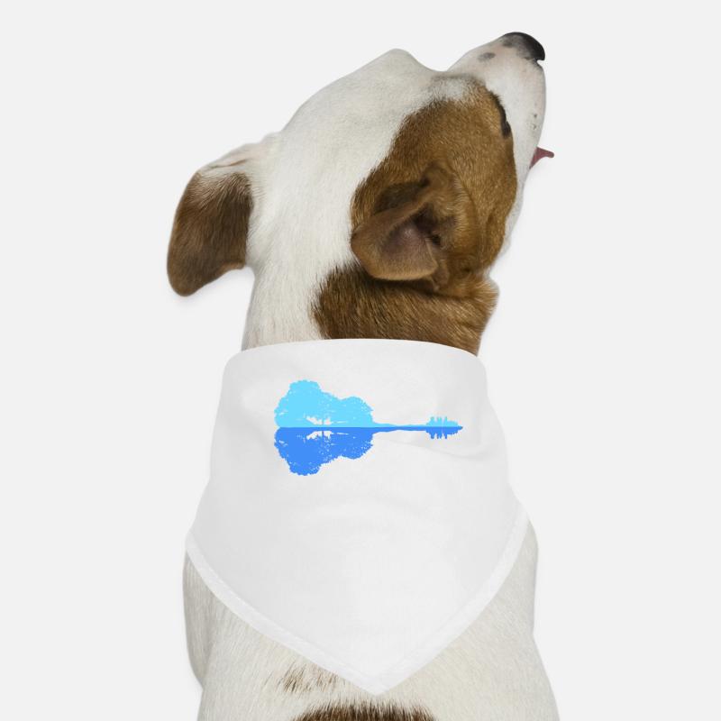 Scouts nature au feu de camp au Lake Guitar Bandana pour chien