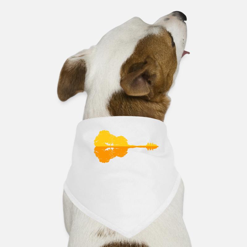 Scouts nature au feu de camp au Lake Guitar Bandana pour chien