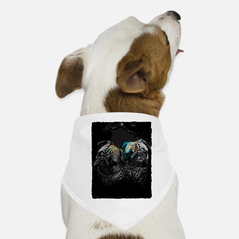 Portrait de carlin Bandana pour chien