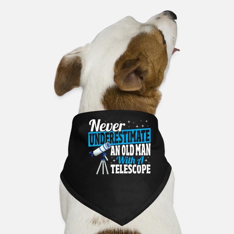 Unterschätze niemals einen alten Mann mit einem Hunde-Bandana
