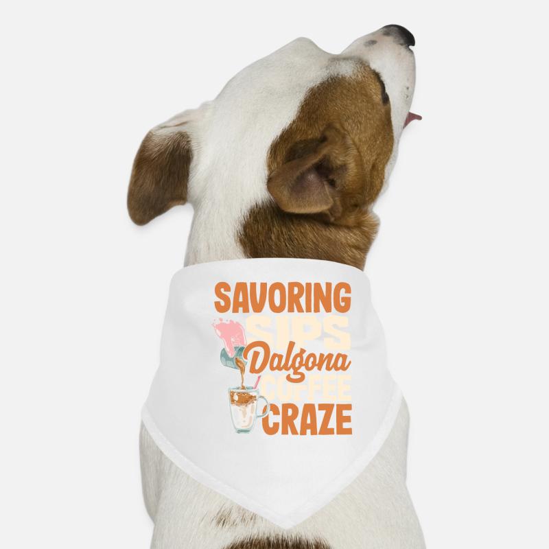 Savourer l’engouement pour le café de Dalgona Sips Bandana pour chien