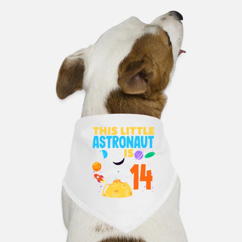 Ce petit astronaute aura 14 ans Bandana pour chien