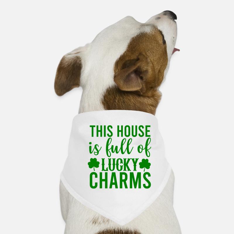 Cette maison est pleine de porte-bonheur Bandana pour chien