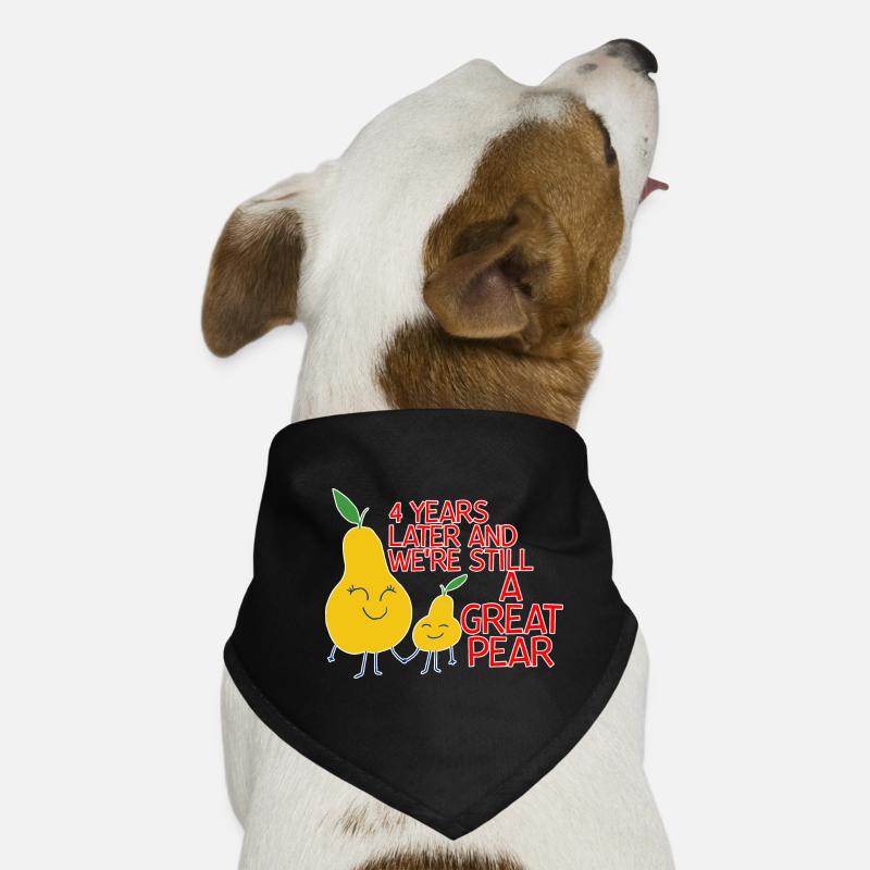4 Years Later And We're Still A Great Pear 4 Hunde-Bandana
